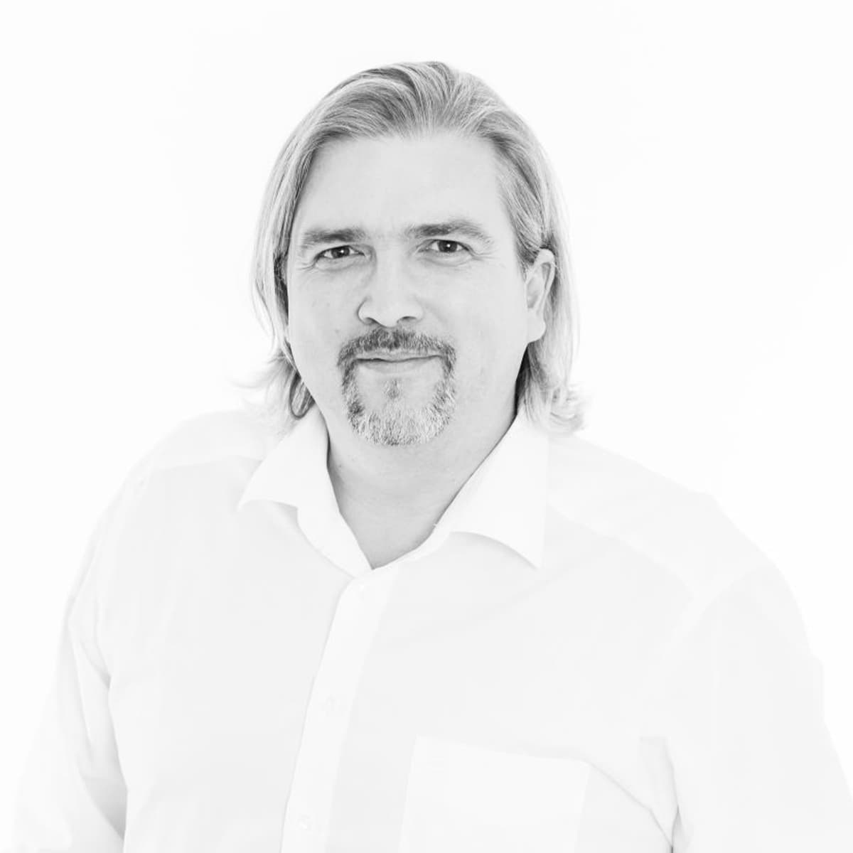 Dr. Markus Leopold